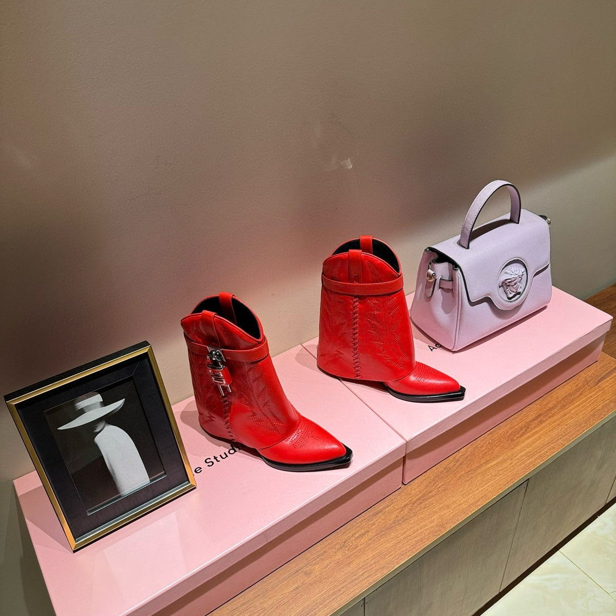 Shoes- Gvc Boots Comfortable Everyday Designer Shoes