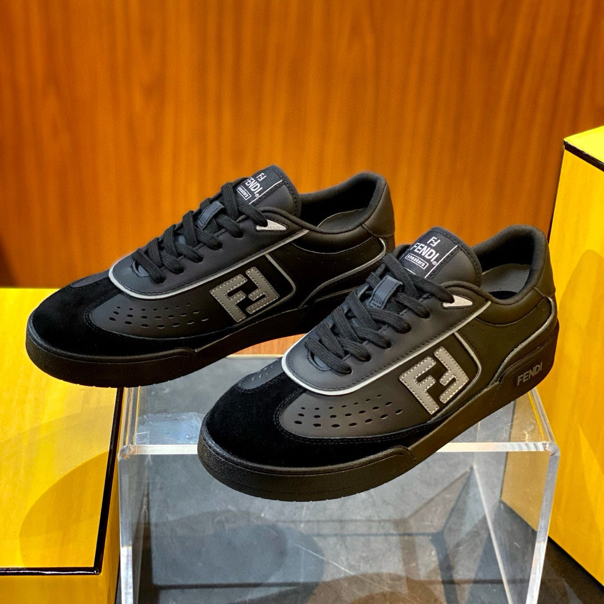Shoes- Fen Match Sneaker Premium Designer Casual Shoes