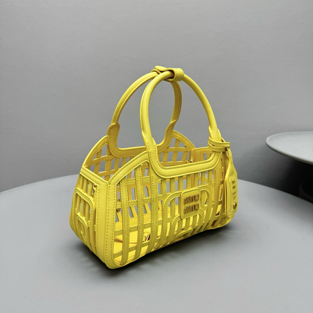 Bags- Miu M Leather Basket Bag Elegant Everyday Designer Handbag