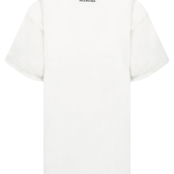 Balenciaga premium t-shirts & polos detail and craftsmanship close-up