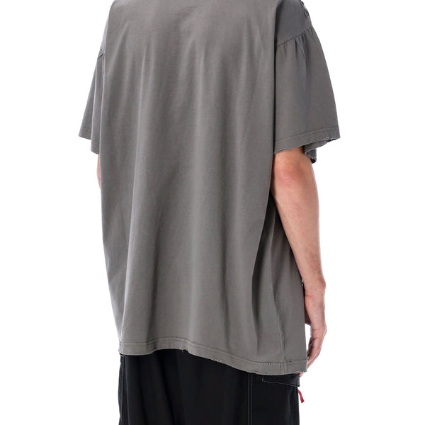 Balenciaga premium t-shirts & polos detail and craftsmanship close-up