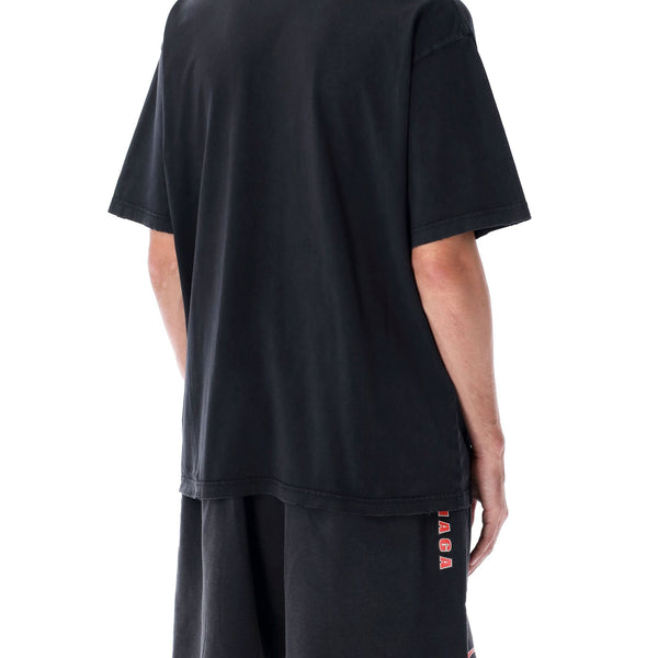 Balenciaga premium t-shirts & polos detail and craftsmanship close-up