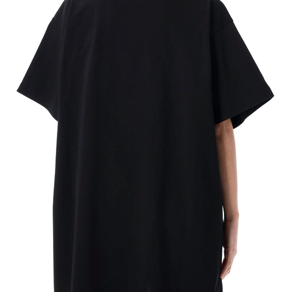 Balenciaga premium t-shirts & polos detail and craftsmanship close-up