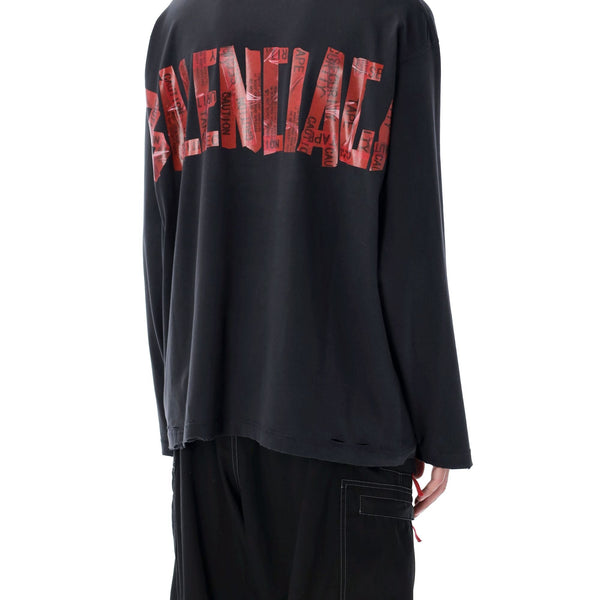 Balenciaga premium t-shirts & polos detail and craftsmanship close-up