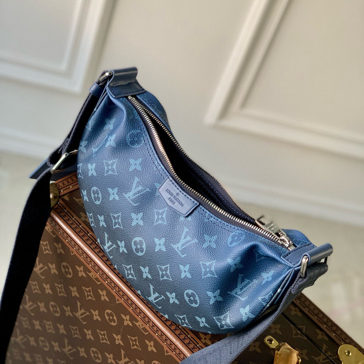 Louis Vuitton Bags- Louis Vuitton Lou Hamac Bag Elegant Everyday Designer Handbag