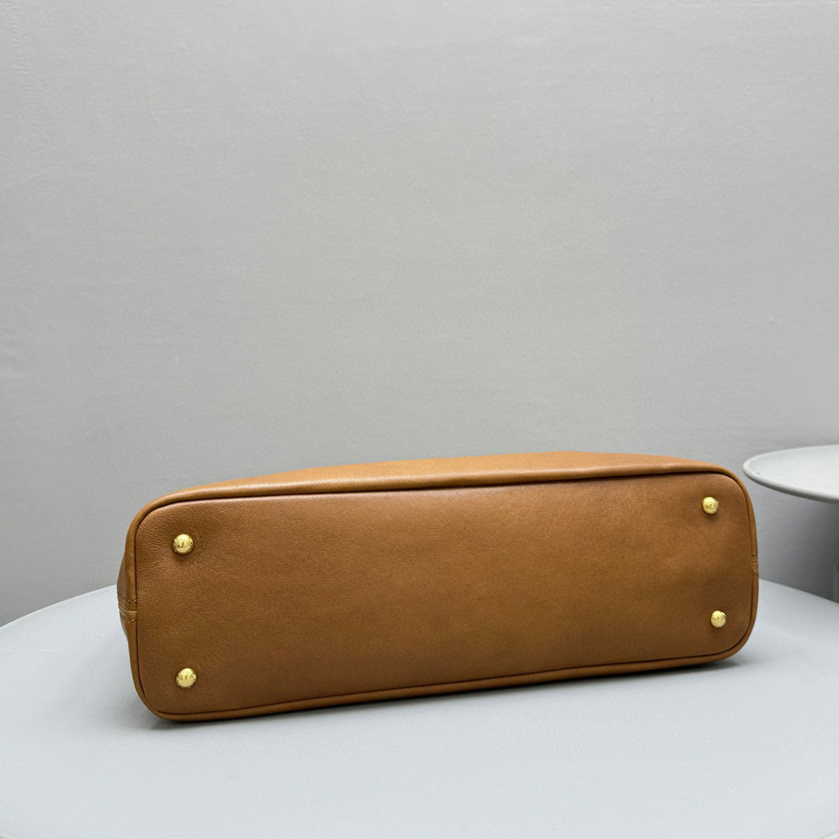 Bags- Miu M Aventure Nappa Leather Bag Elegant Everyday Designer Handbag