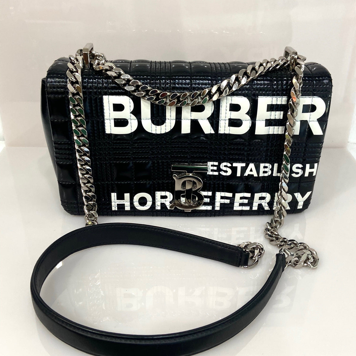 Burberry premium shoulder bags detail and craftsmanship close-up