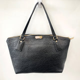 Burberry premium tote bag detail and craftsmanship close-up