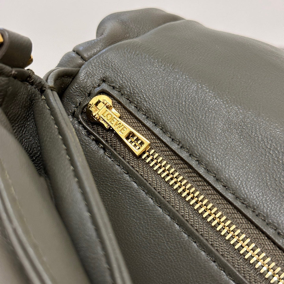 Bags- Loew Puffer Goya Bag Luxury Designer Leather Handbag