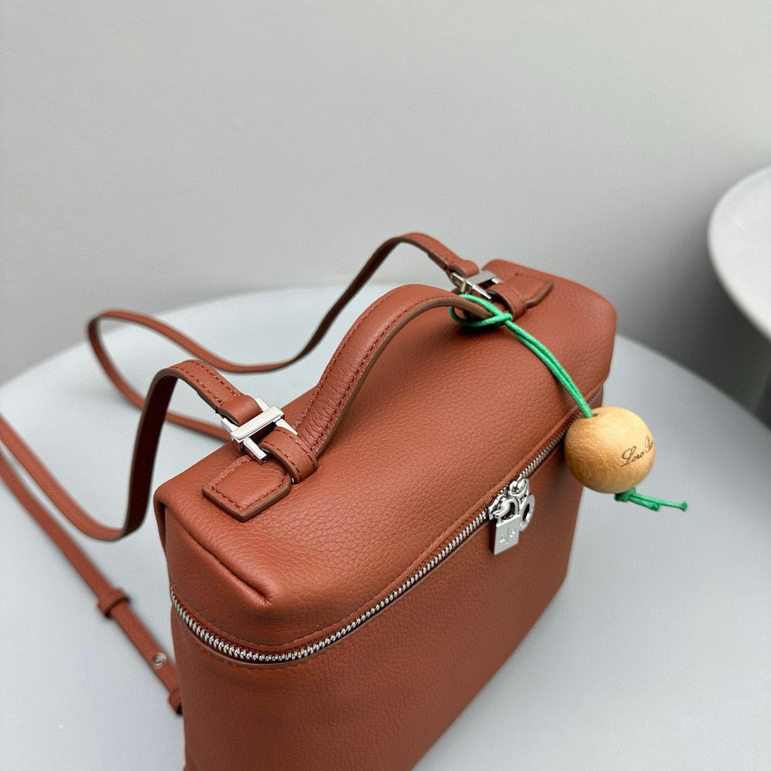 Bags- Loro P Extra Pocket Backpack Elegant Everyday Designer Handbag