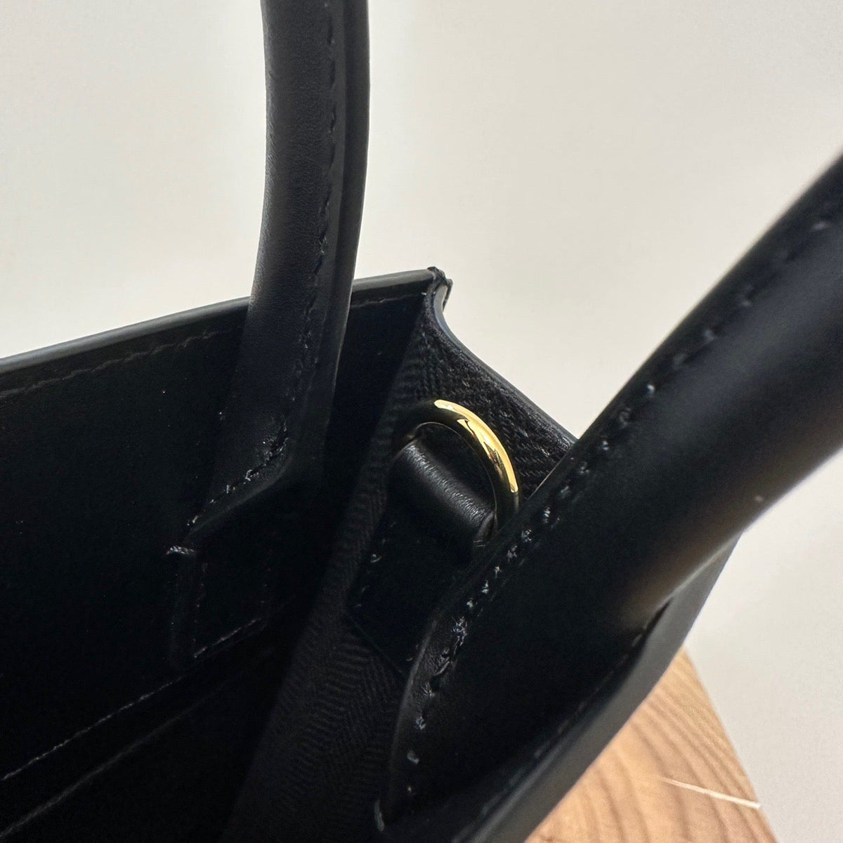 Bags- Loew Standard A5 Tote Bag Luxury Designer Leather Handbag
