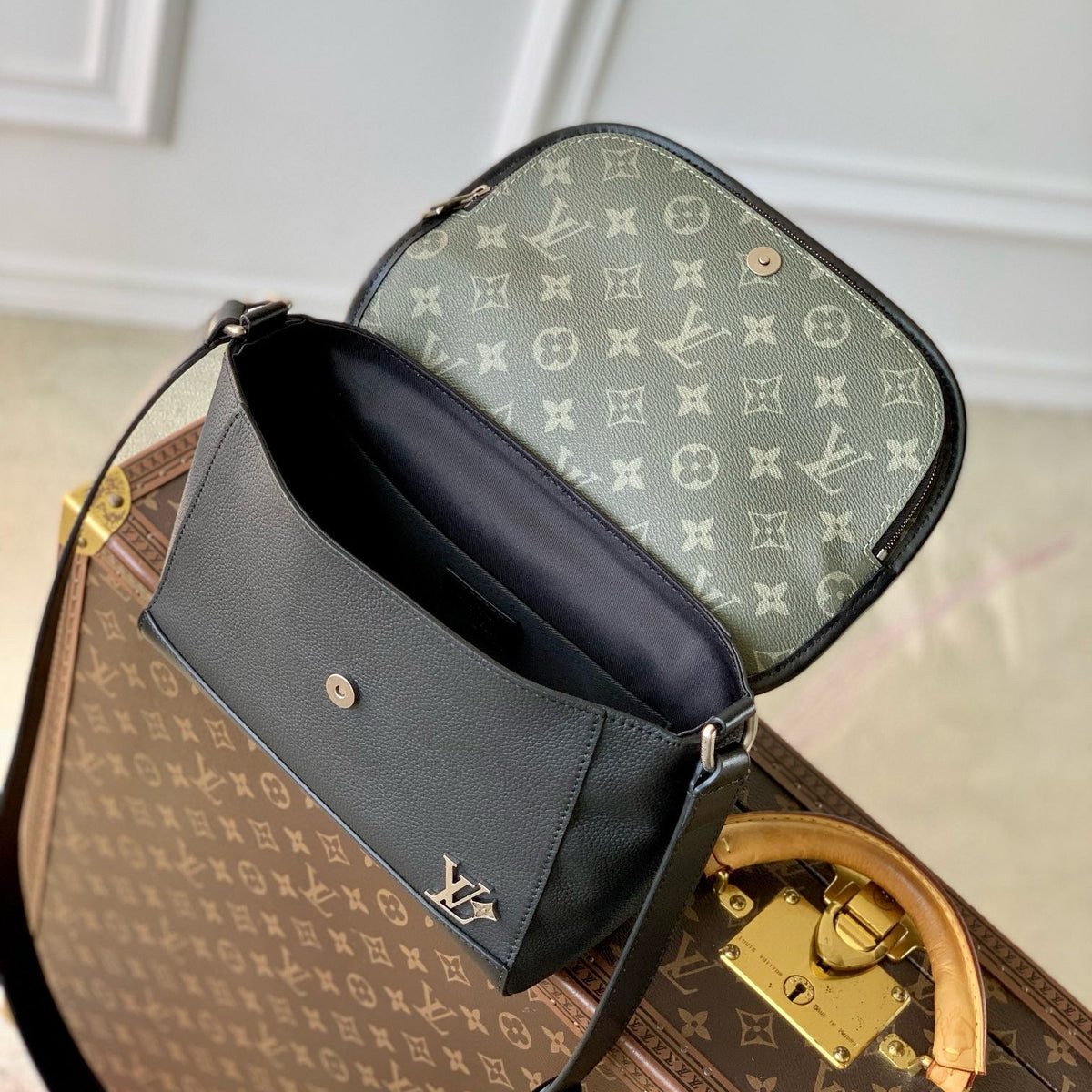 Louis Vuitton Bags- Louis Vuitton Lou Pulse Messenger Bag Luxury Designer Leather Handbag