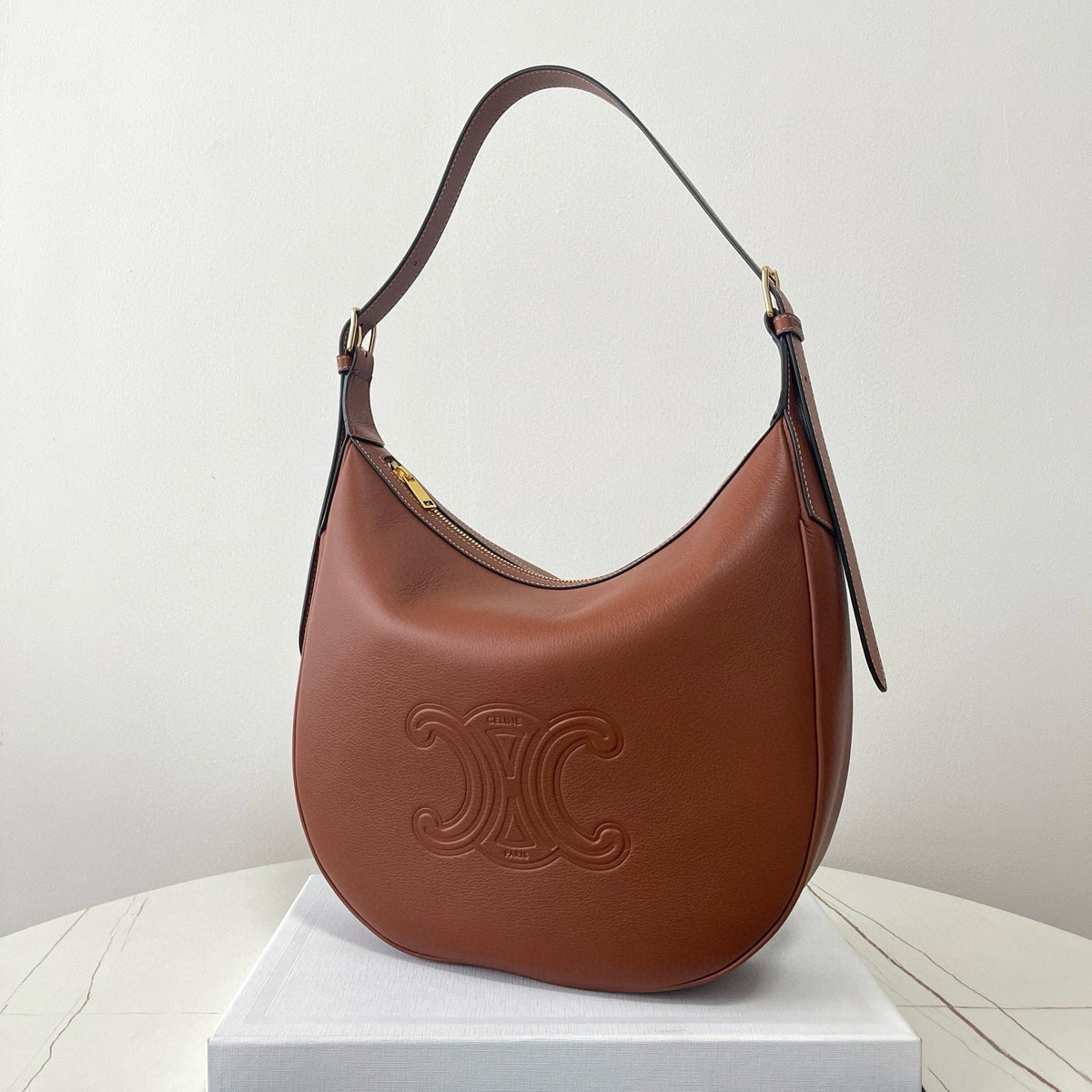 Bags- Cel Medium Heloise Bag Elegant Everyday Designer Handbag