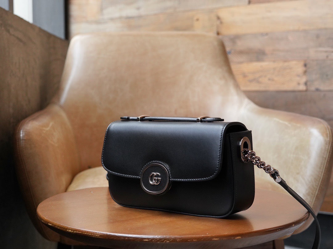 Gucci Wallets- Gucci Petite Mini Shoulder Bag Elegant Everyday Leather Wallet