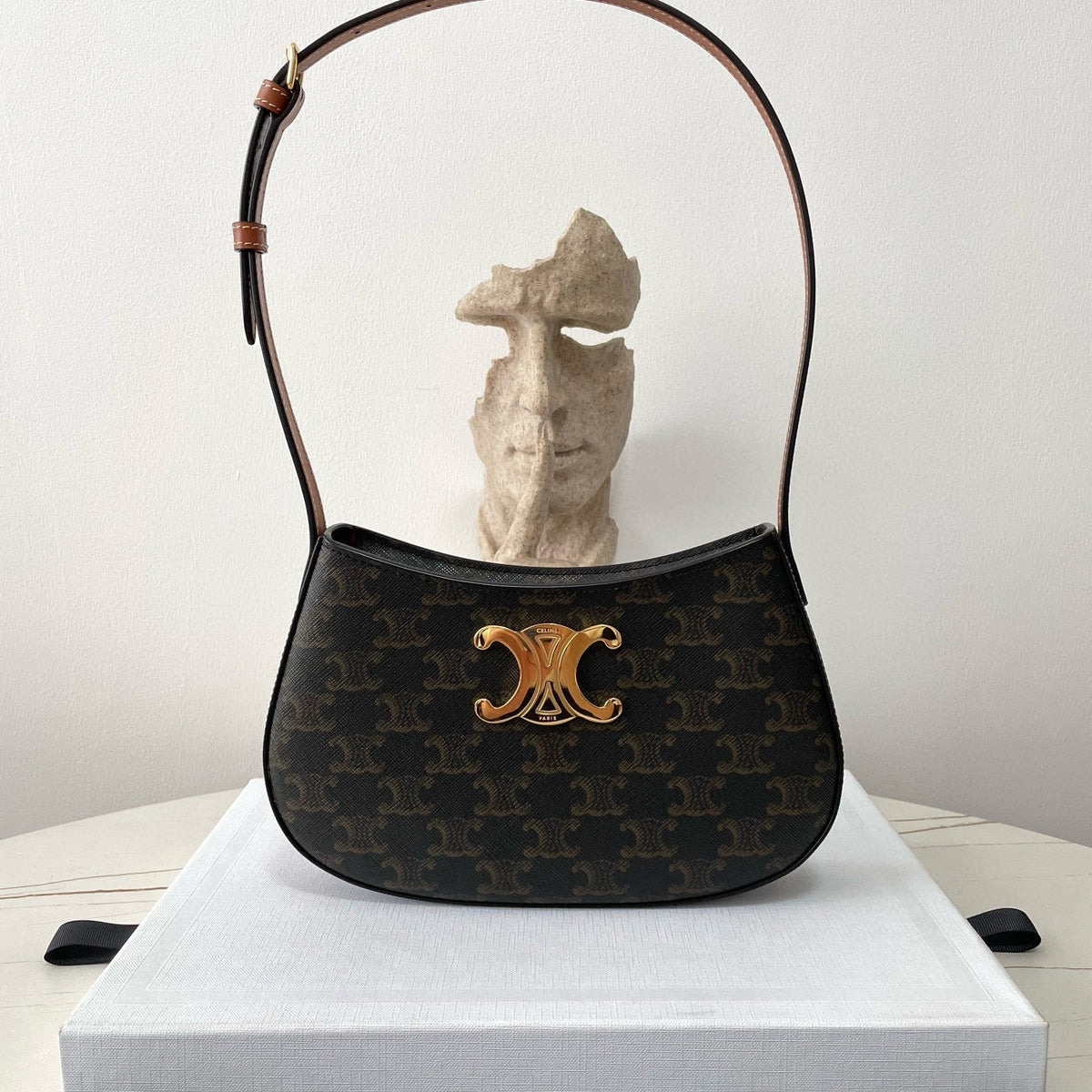 Bags- Cel Tilly Medium Bag Elegant Everyday Designer Handbag
