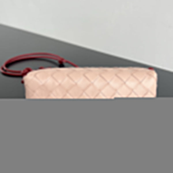 Bottega Veneta Concert Pouch detail shot – authentic designer craftsmanship