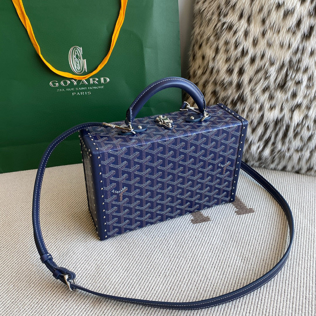 Bags- Goya Grand Hotel Trunk Bag Elegant Everyday Designer Handbag