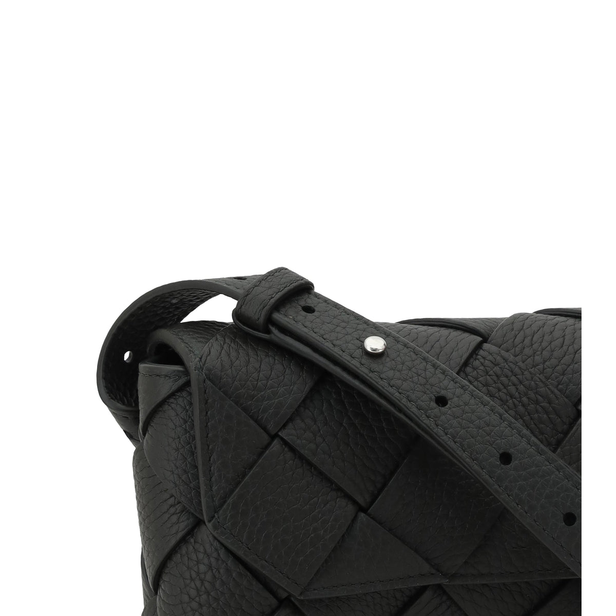 Close-up of Bottega Veneta cross body bags hardware and fine stitching