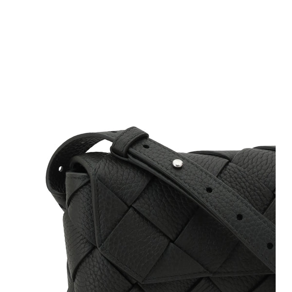 Bottega Veneta Bags? Bottega Veneta Men Iconic Intreccio Fanny Pack Elegant Everyday Designer Handbag