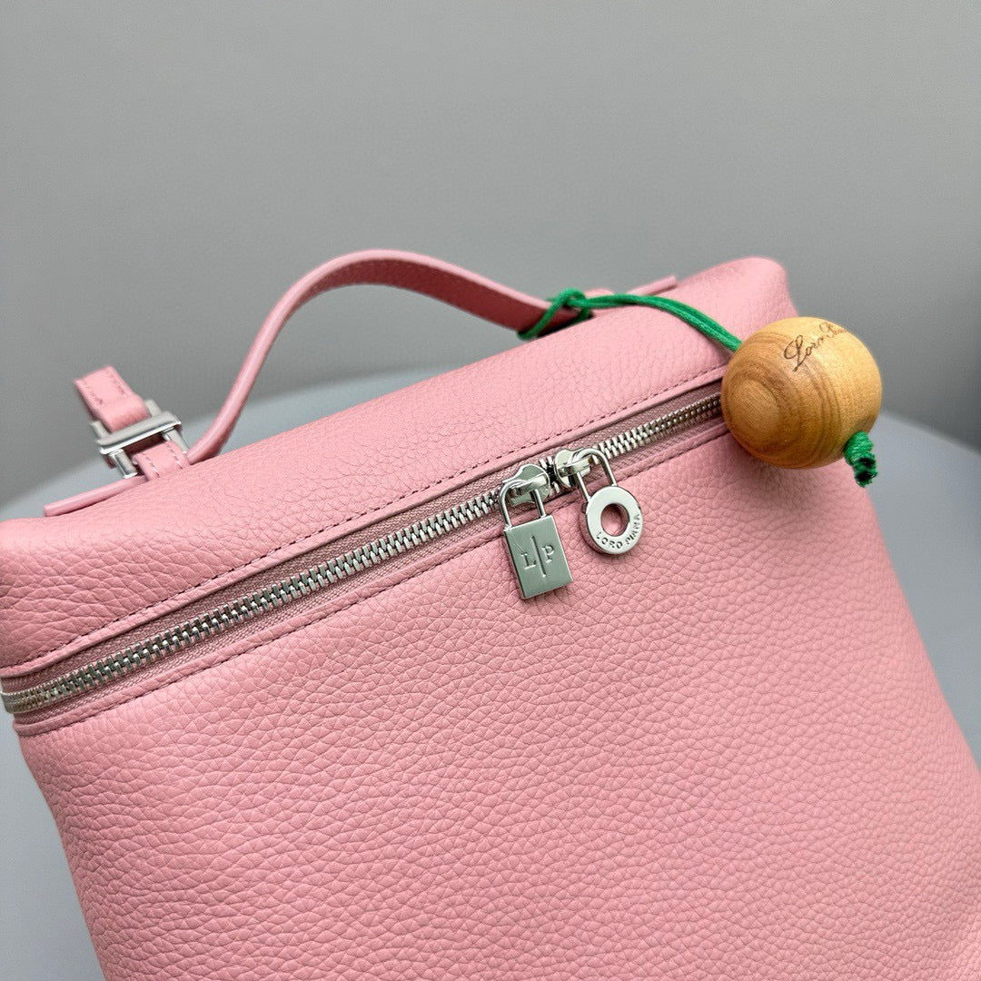Bags- Loro P Extra Pocket Backpack Luxury Designer Leather Handbag