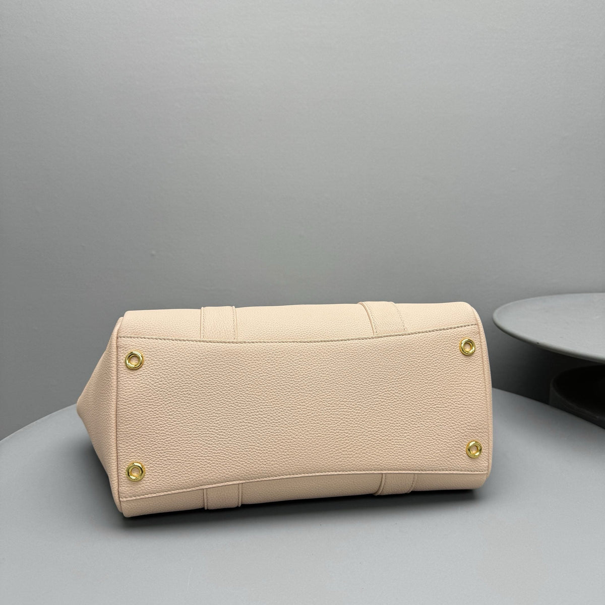 Bags- Loro P Loom Bag L32 Elegant Everyday Designer Handbag