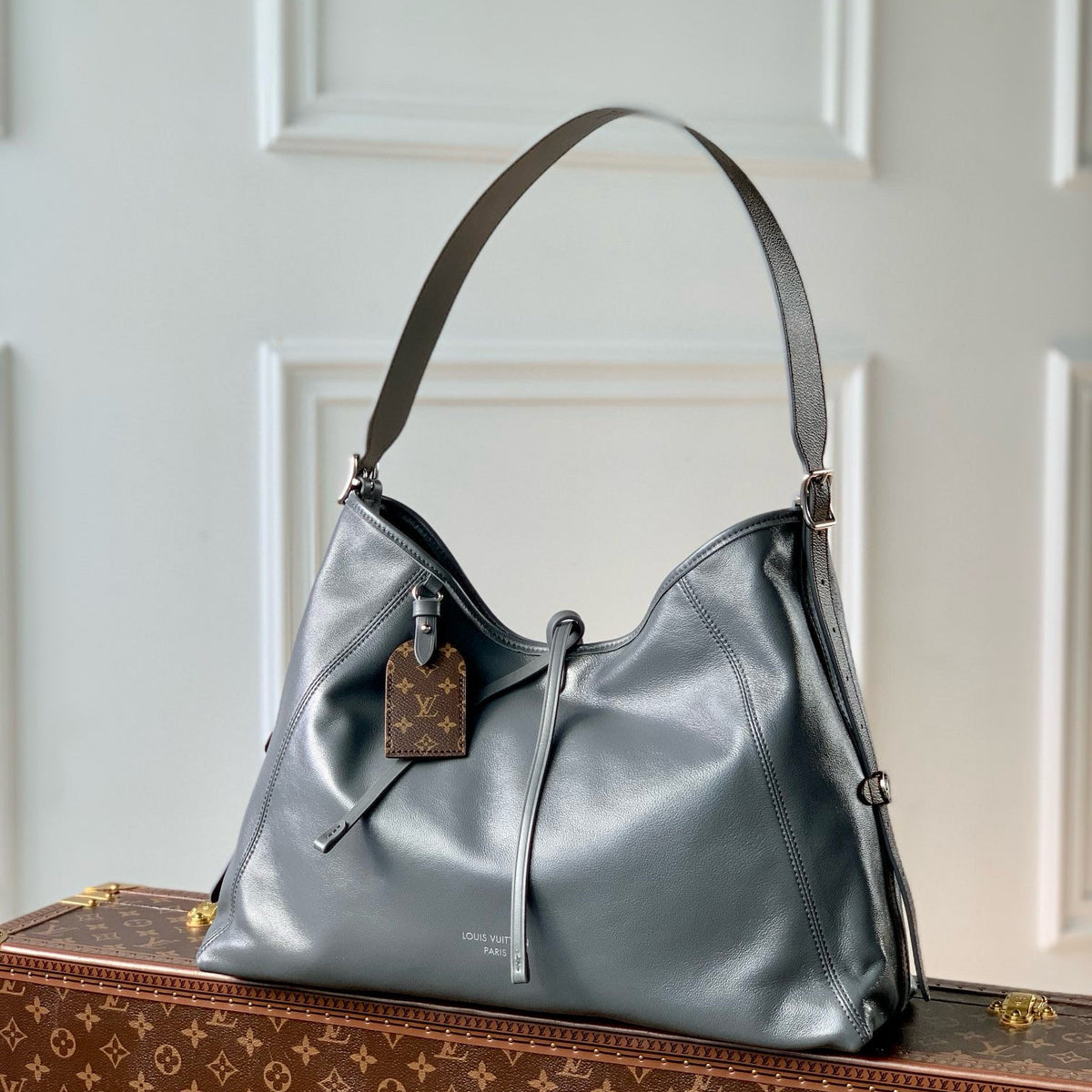 Louis Vuitton Bags- Louis Vuitton Lou Carryall Vibe Mm Bag Luxury Designer Leather Handbag