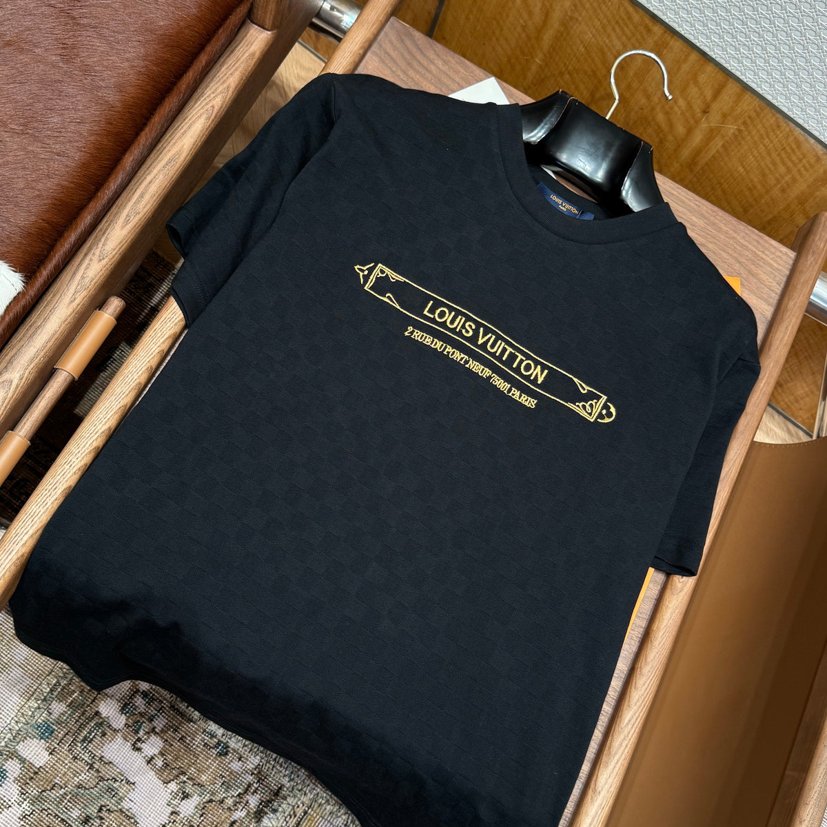 Louis Vuitton T-Shirts- Louis Vuitton Lou T-shirt Casual Everyday Designer Tee