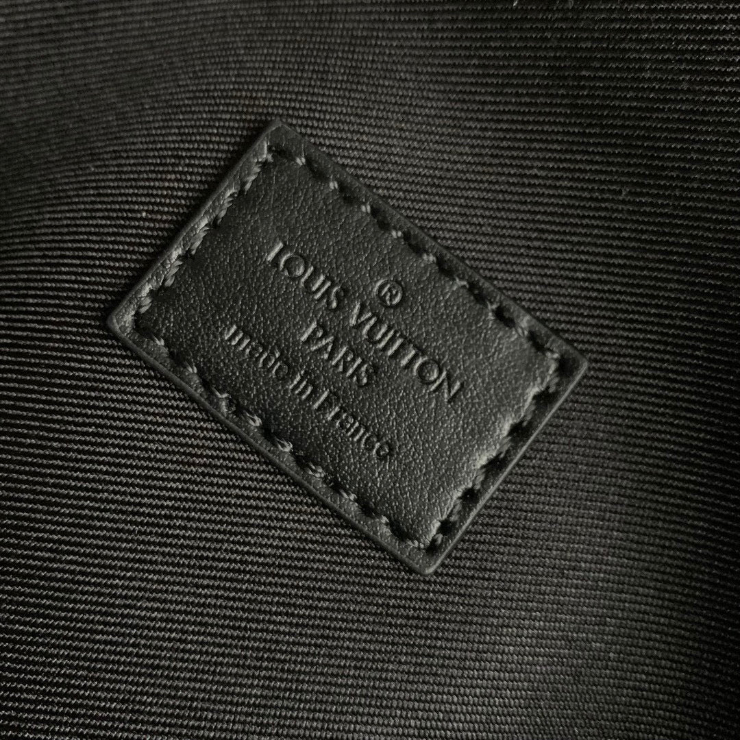 Louis Vuitton Wallets- Louis Vuitton Lou Montsouris Wearable Wallet Premium Leather Designer Wallet