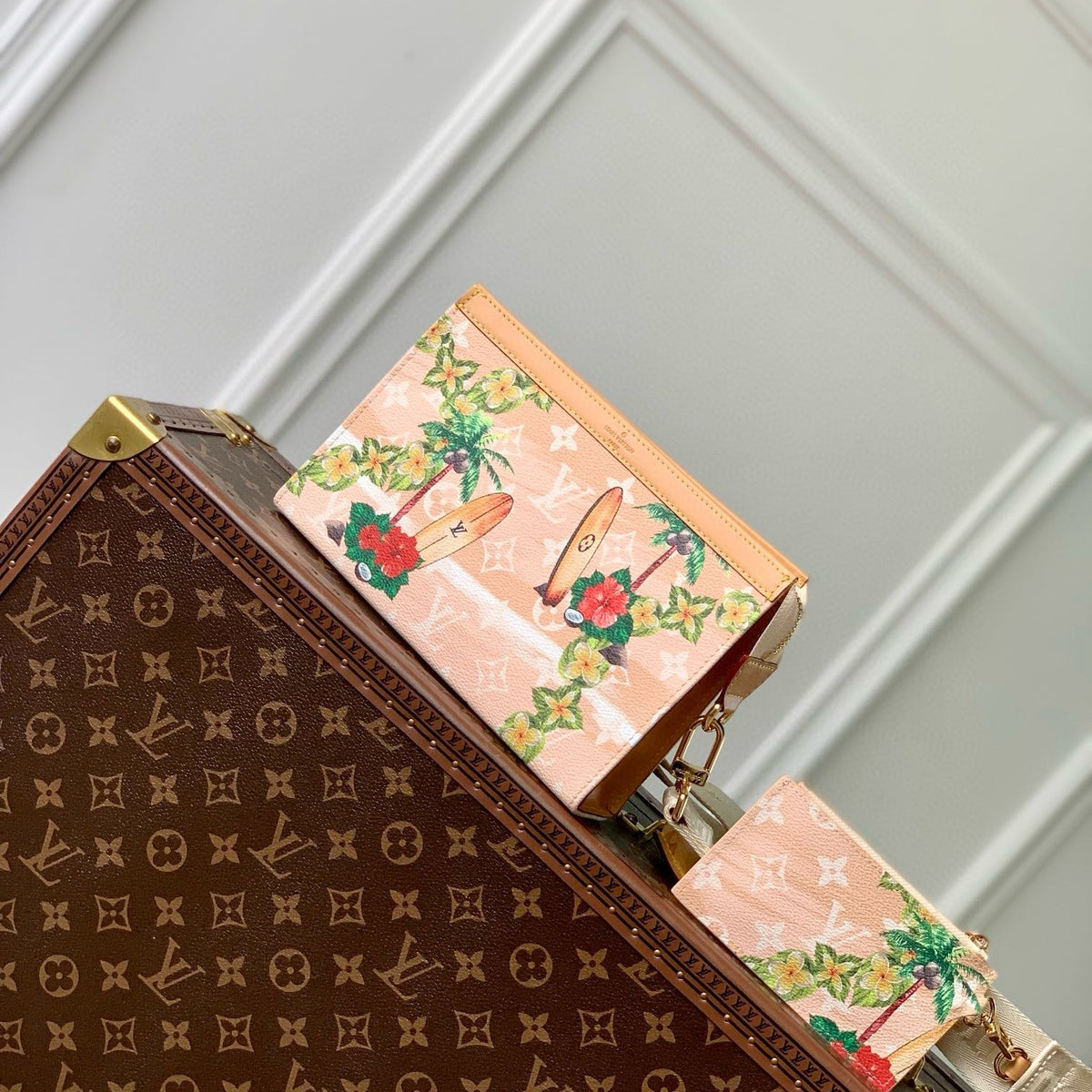 Louis Vuitton Wallets- Louis Vuitton Lou Gaston Wearable Wallet Elegant Everyday Leather Wallet