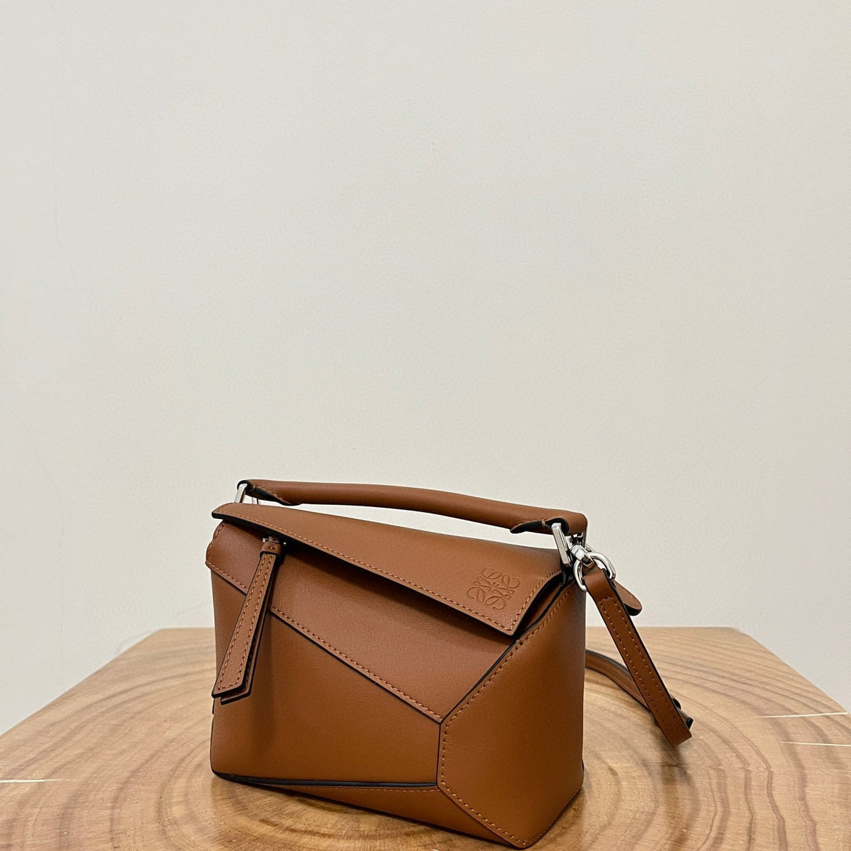 Bags- Loew Mini Puzzle Edge Bag Elegant Everyday Designer Handbag
