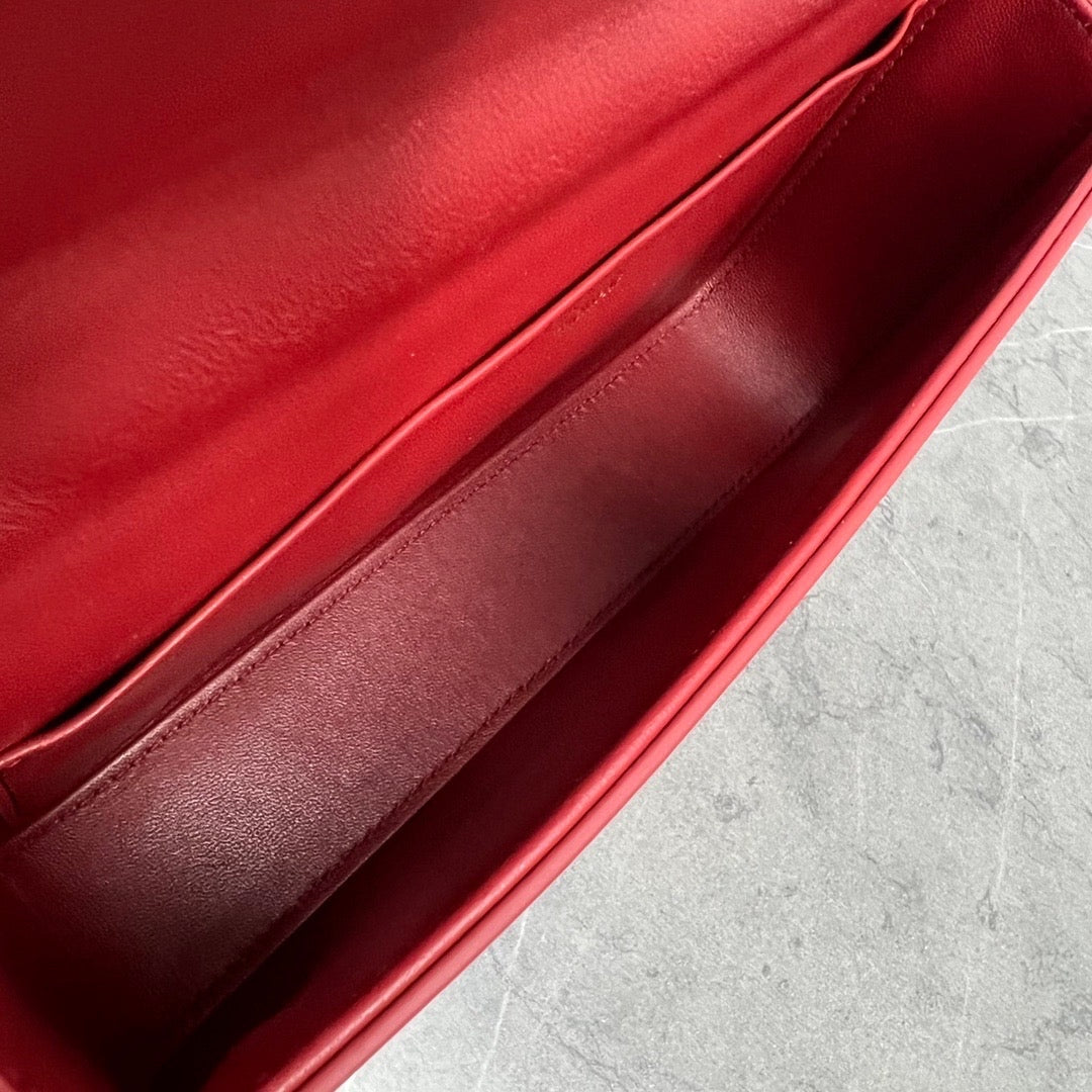 Wallets- Cel Claude Bag Elegant Everyday Leather Wallet