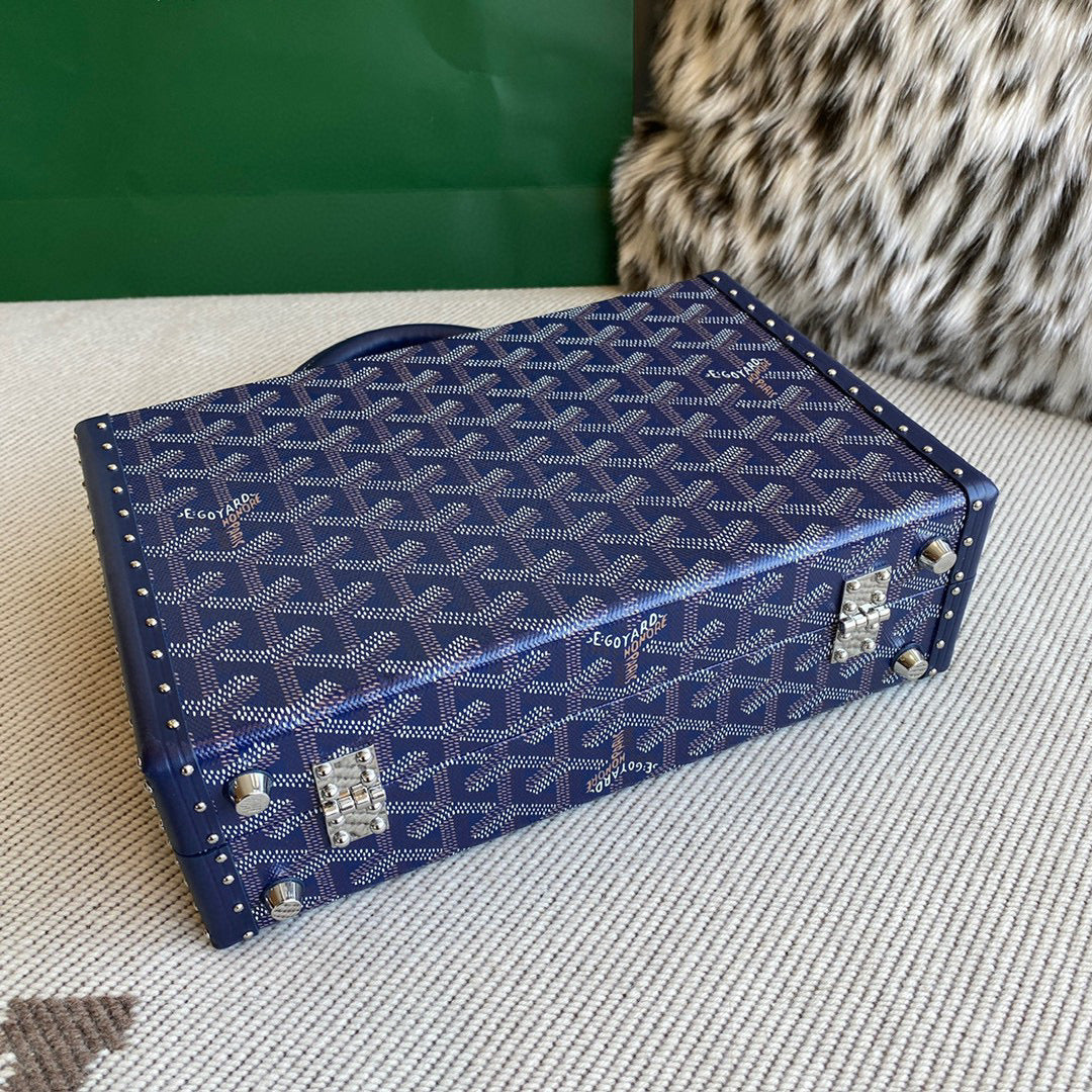Bags- Goya Grand Hotel Trunk Bag Elegant Everyday Designer Handbag