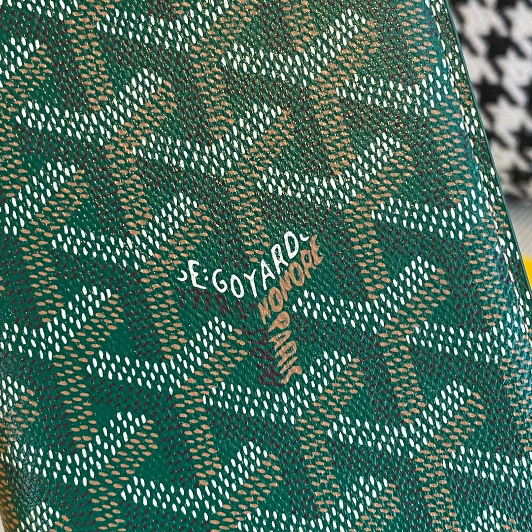 Accessories- Goya Grenelle Passport Cover Luxury Designer Fashion Accessory