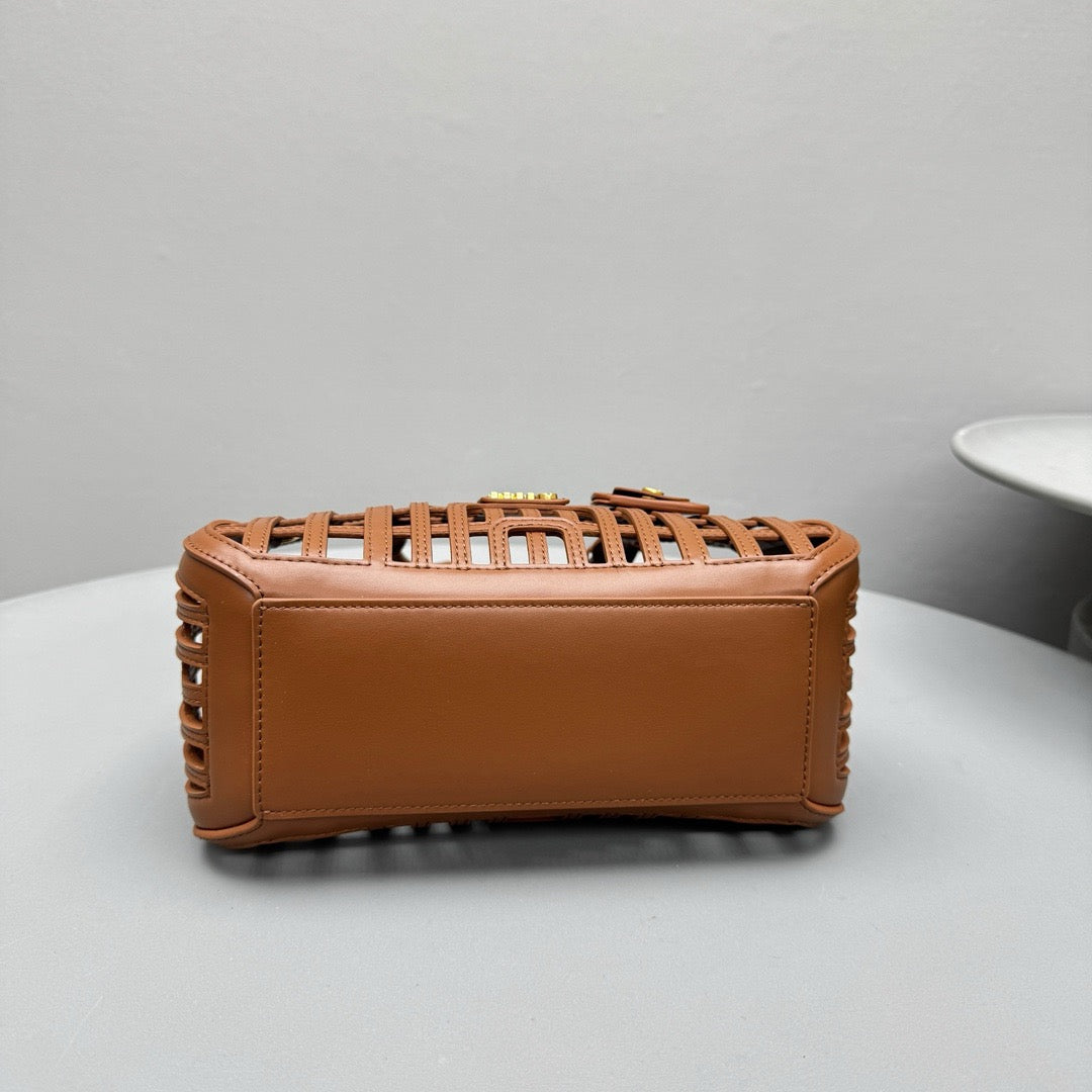 Bags- Miu M Leather Basket Bag Luxury Designer Leather Handbag