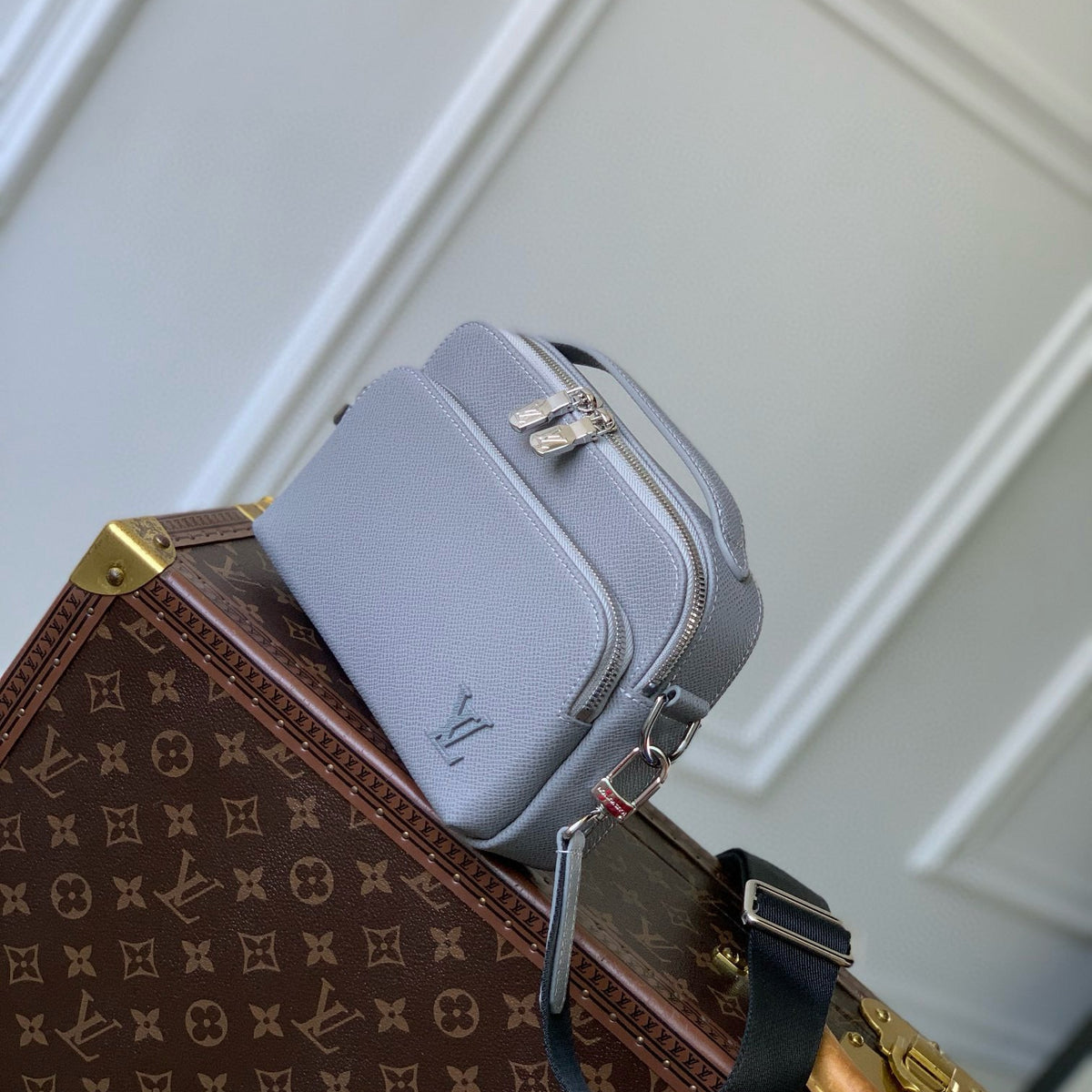Louis Vuitton Bags- Louis Vuitton Lou Avenue Messenger Bag Luxury Designer Leather Handbag