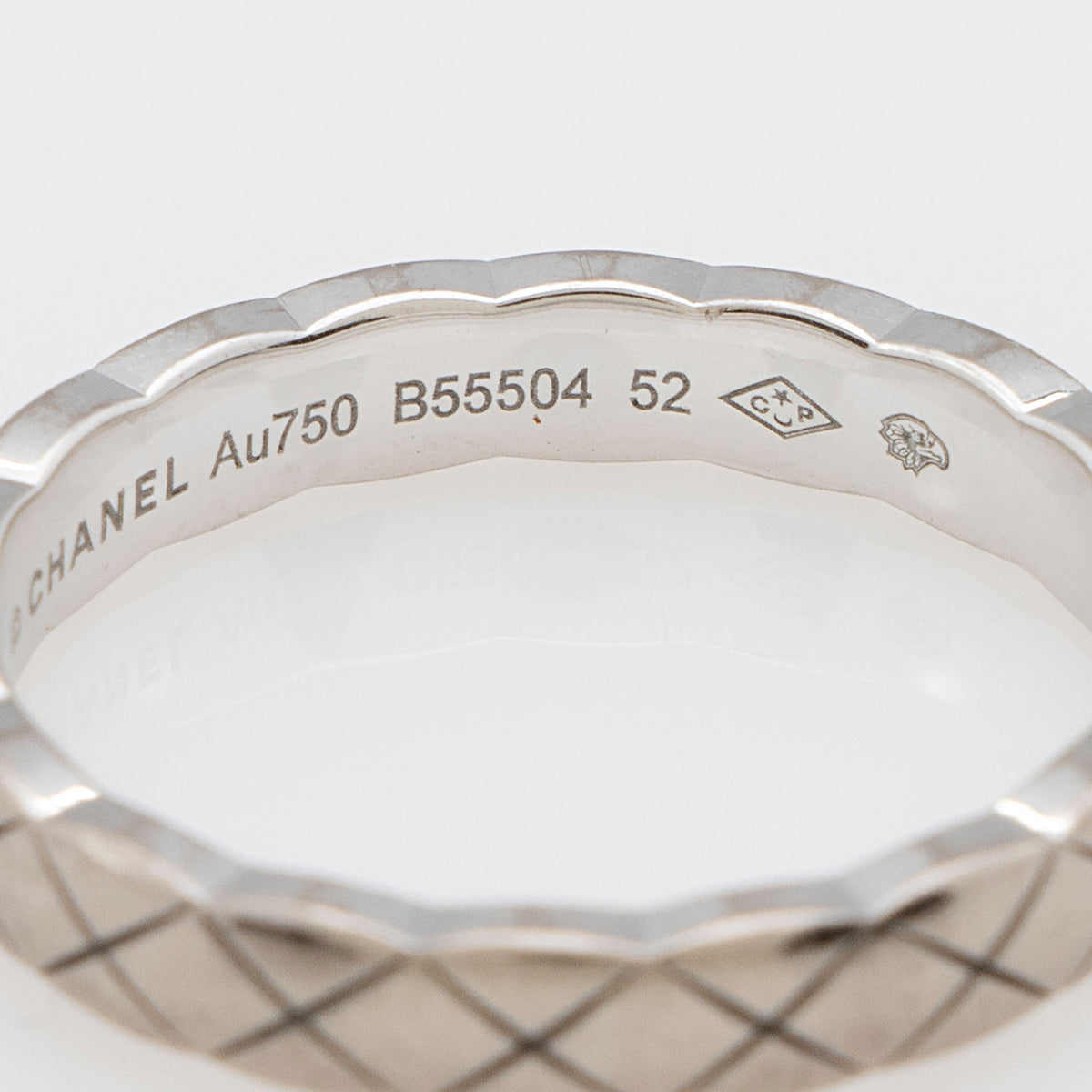Chanel Jewellery? Chanel 18k White Gold Coco Crush Mini Ring - Size 6 (-Fvd7xZ) Luxury Designer Statement Jewellery