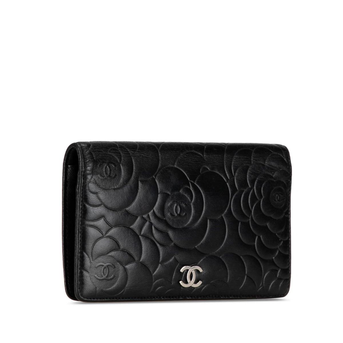 Chanel Wallets? Chanel Camellia Bifold Wallet (-8hsO3d) Elegant Everyday Leather Wallet