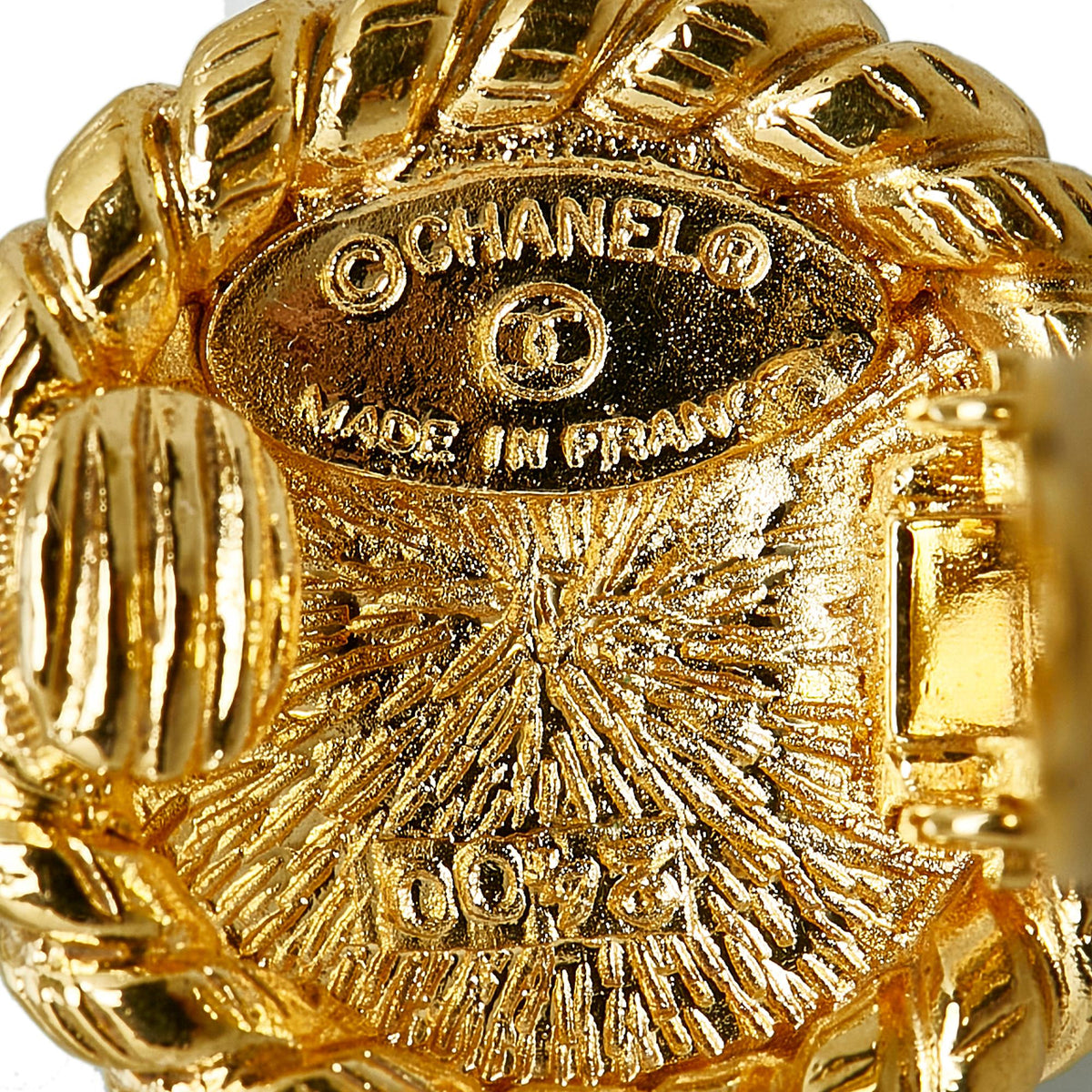 Chanel Jewellery? Chanel Clip On Earrings (-LmxVmo) Elegant Everyday Fine Jewellery