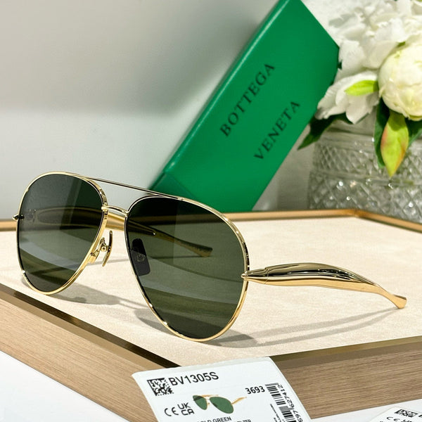 Front view of Bottega Veneta Sunglasses premium piece