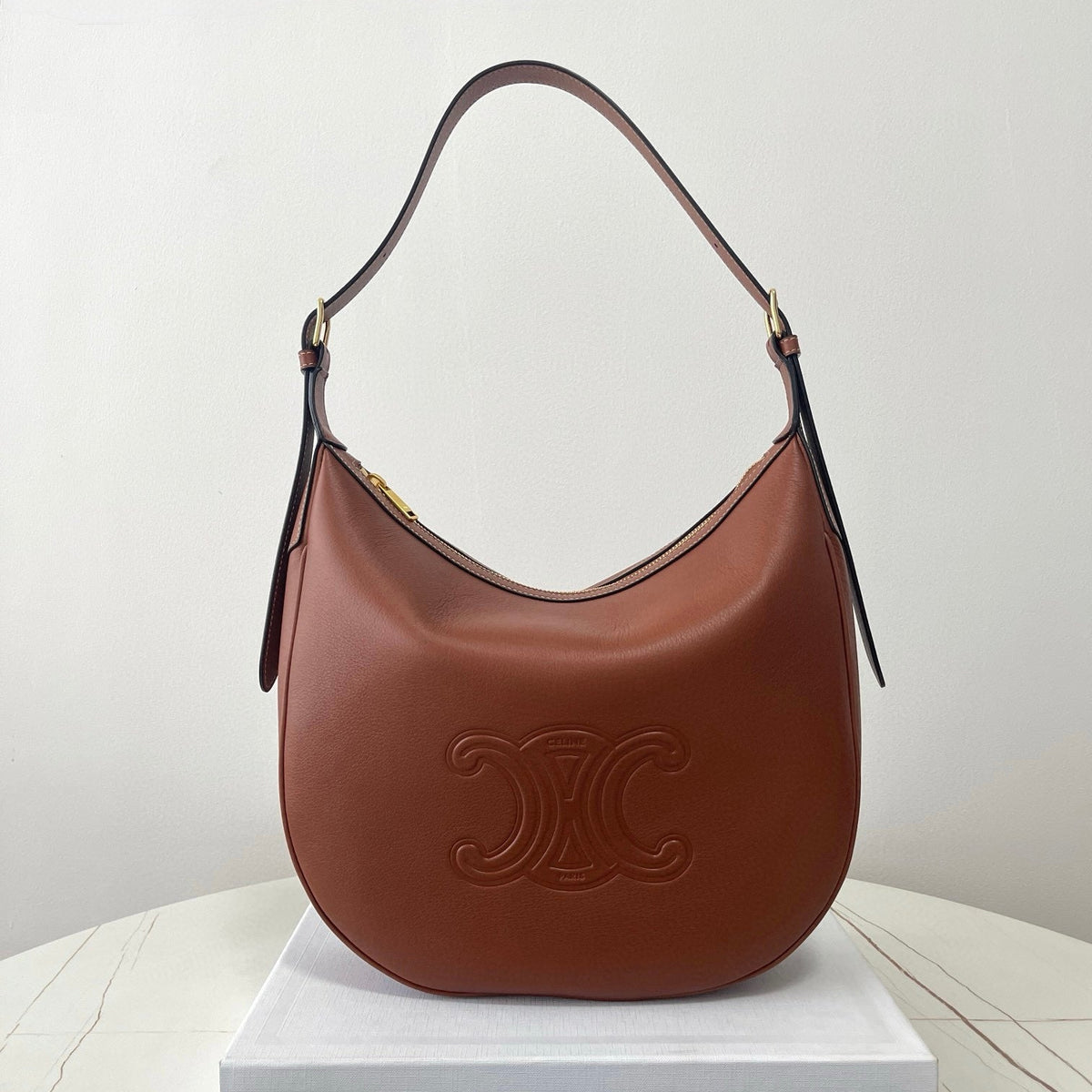 Bags- Cel Medium Heloise Bag Elegant Everyday Designer Handbag