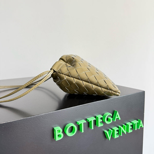 Accessories? Bott V Small Dustbag Premium Everyday Designer Accessory