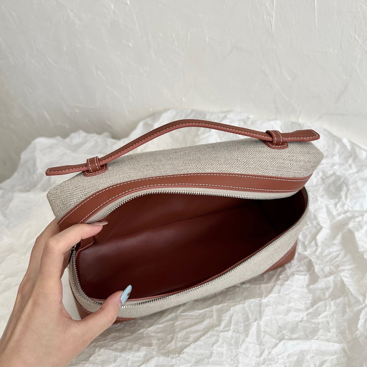 Bags- Loro P Extra Pouch L27 Luxury Designer Leather Handbag