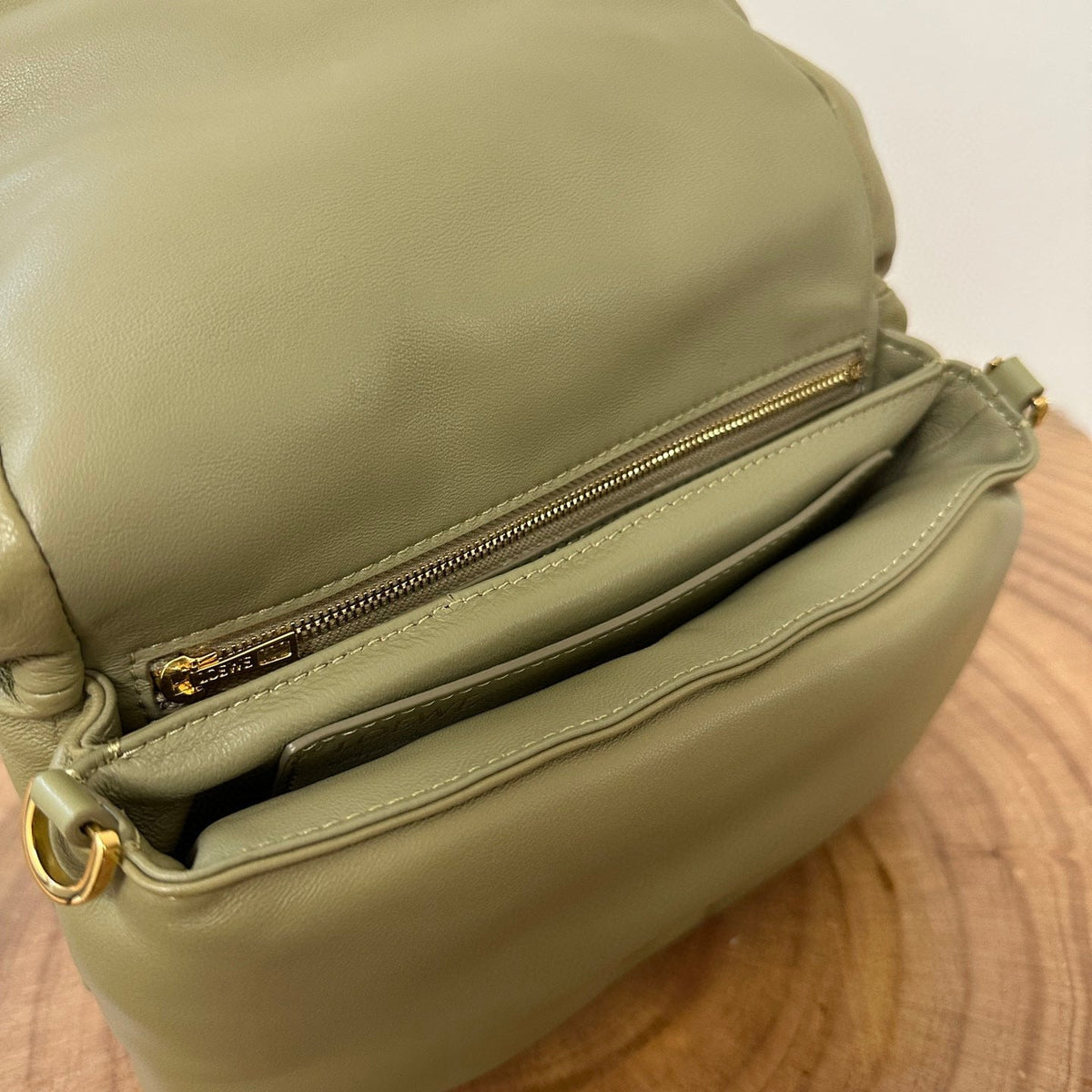 Bags- Loew Puffer Goya Bag Elegant Everyday Designer Handbag