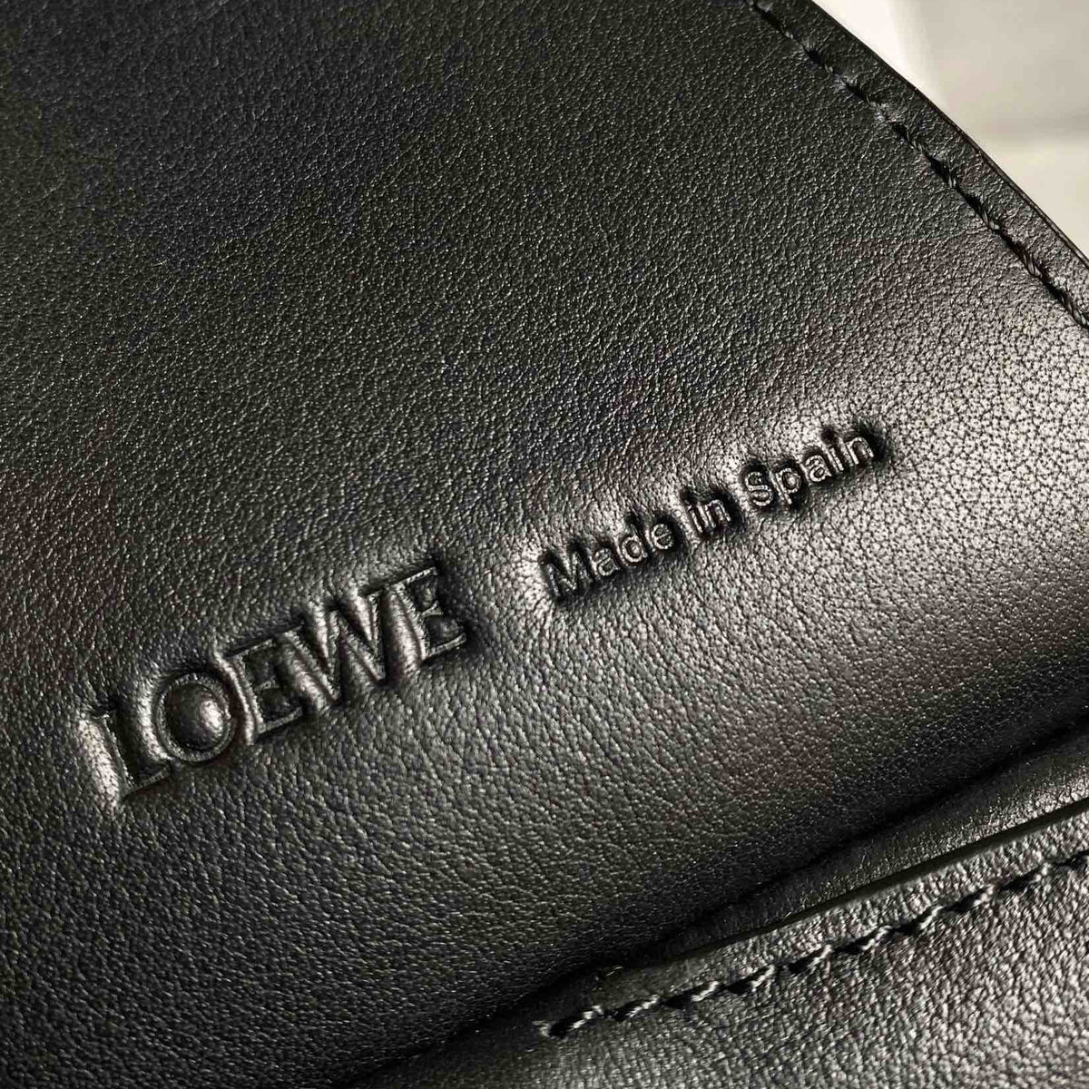 Bags- Loew Puzzle Hobo Bag Elegant Everyday Designer Handbag