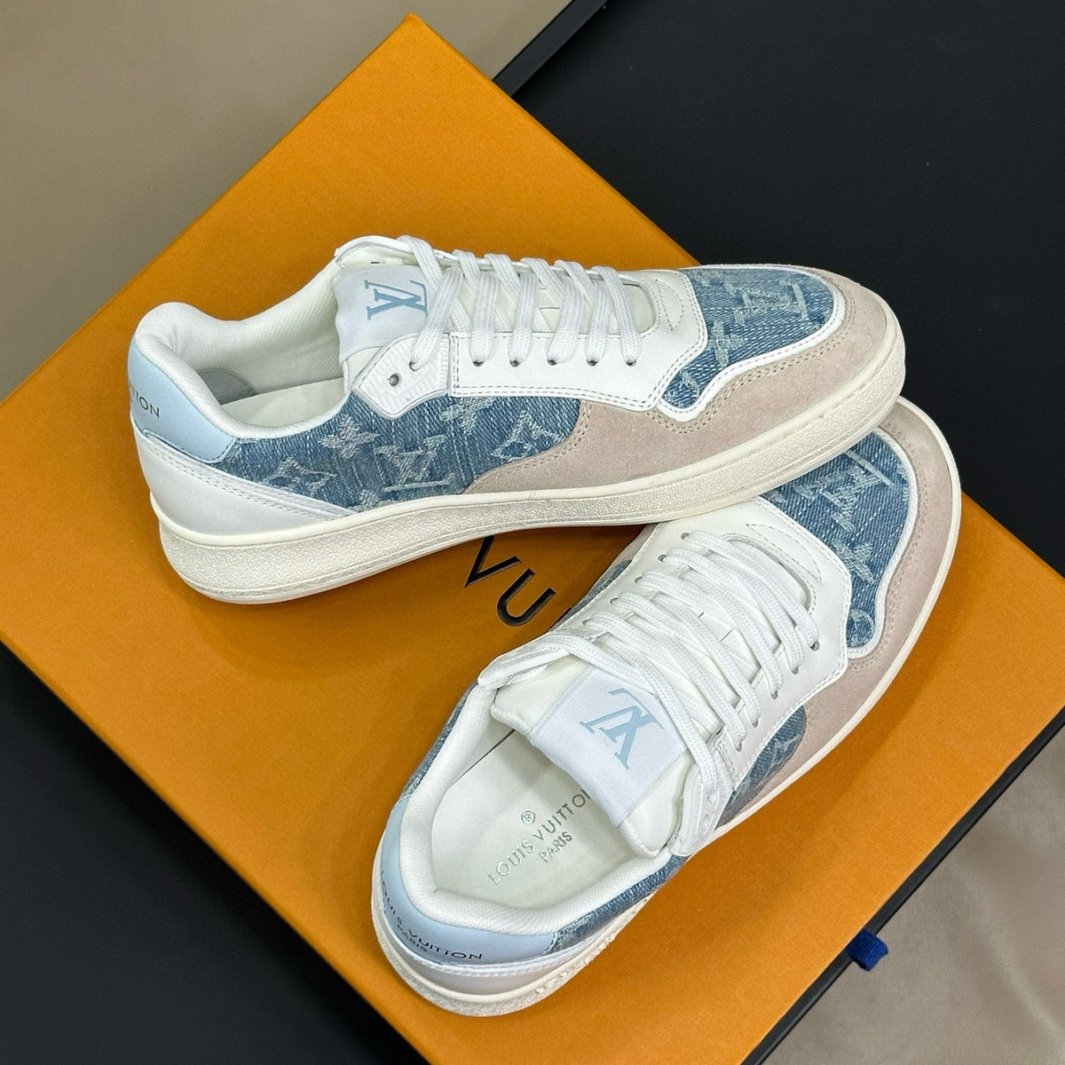 Louis Vuitton Shoes- Louis Vuitton Lou Stadium Sneaker Premium Designer Casual Shoes