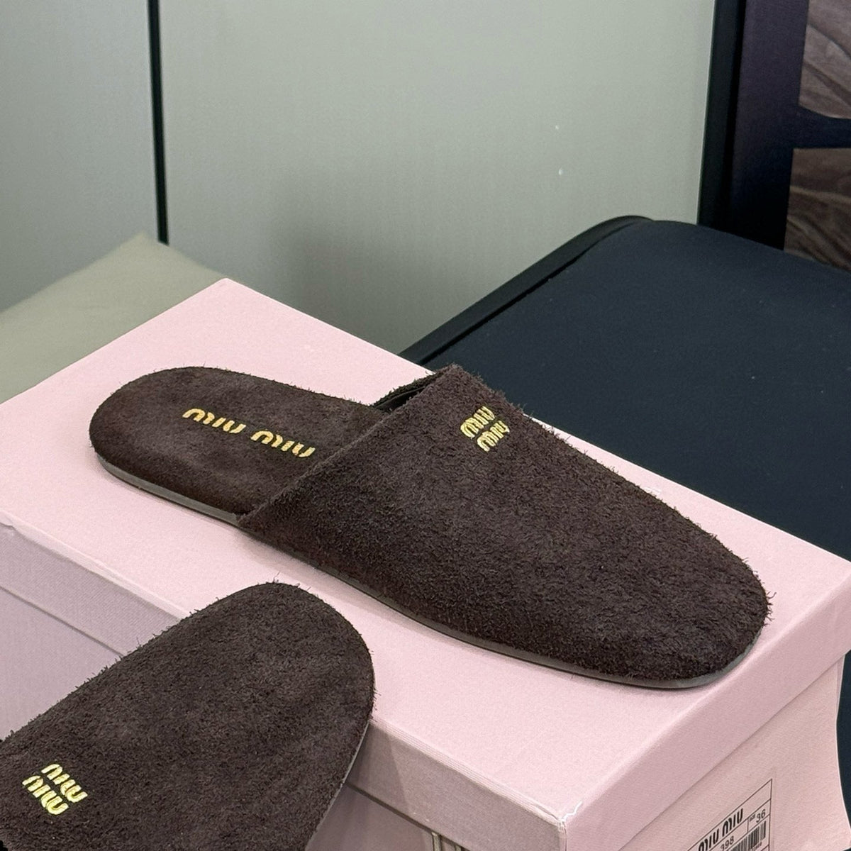 Accessories- Miu M Slippers Premium Everyday Designer Accessory