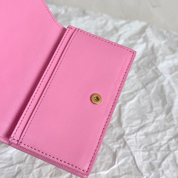 Bottega Veneta Wallet Nd – luxury designer bag at Velouxe