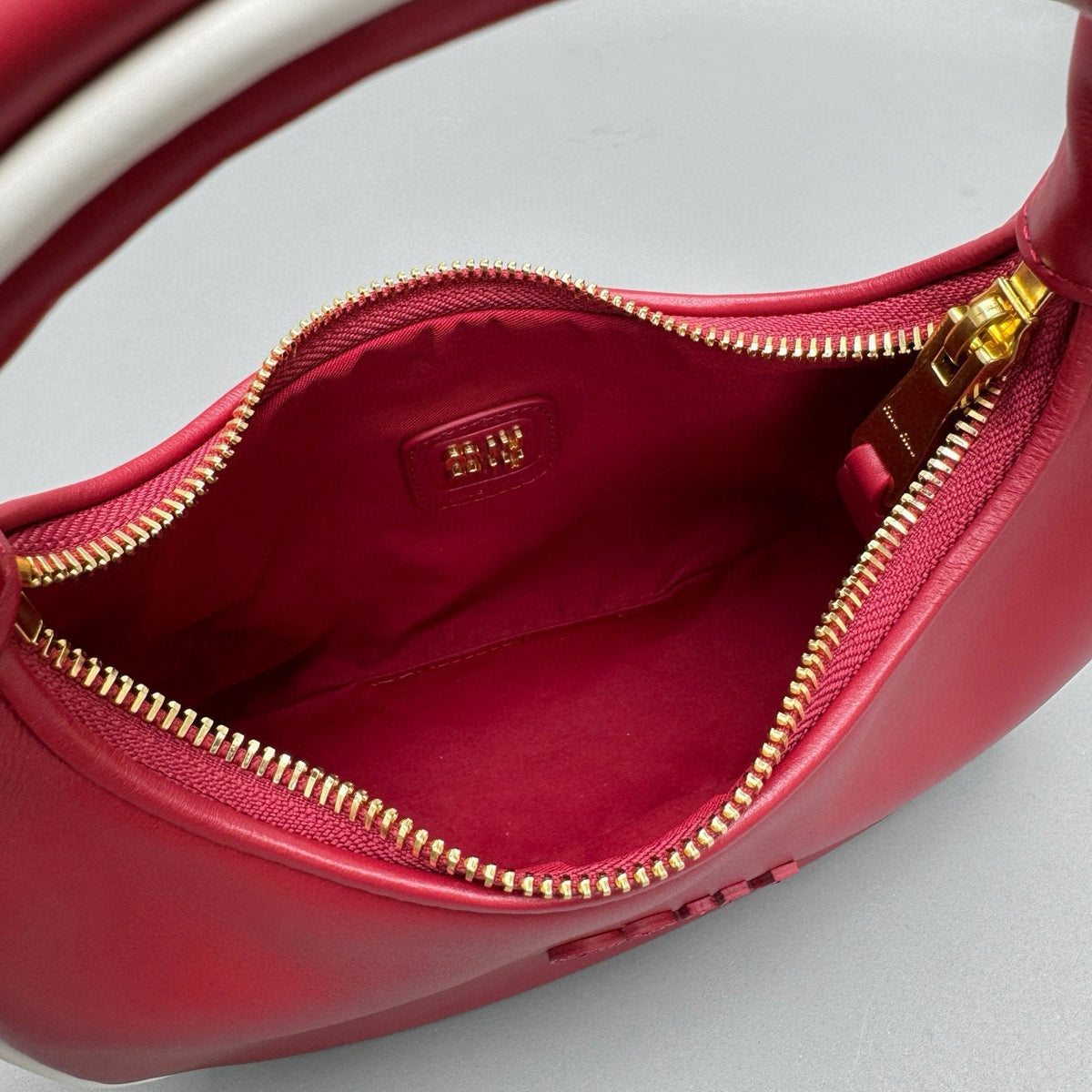 Bags- Miu M Wander Bag Premium Designer Shoulder Bag
