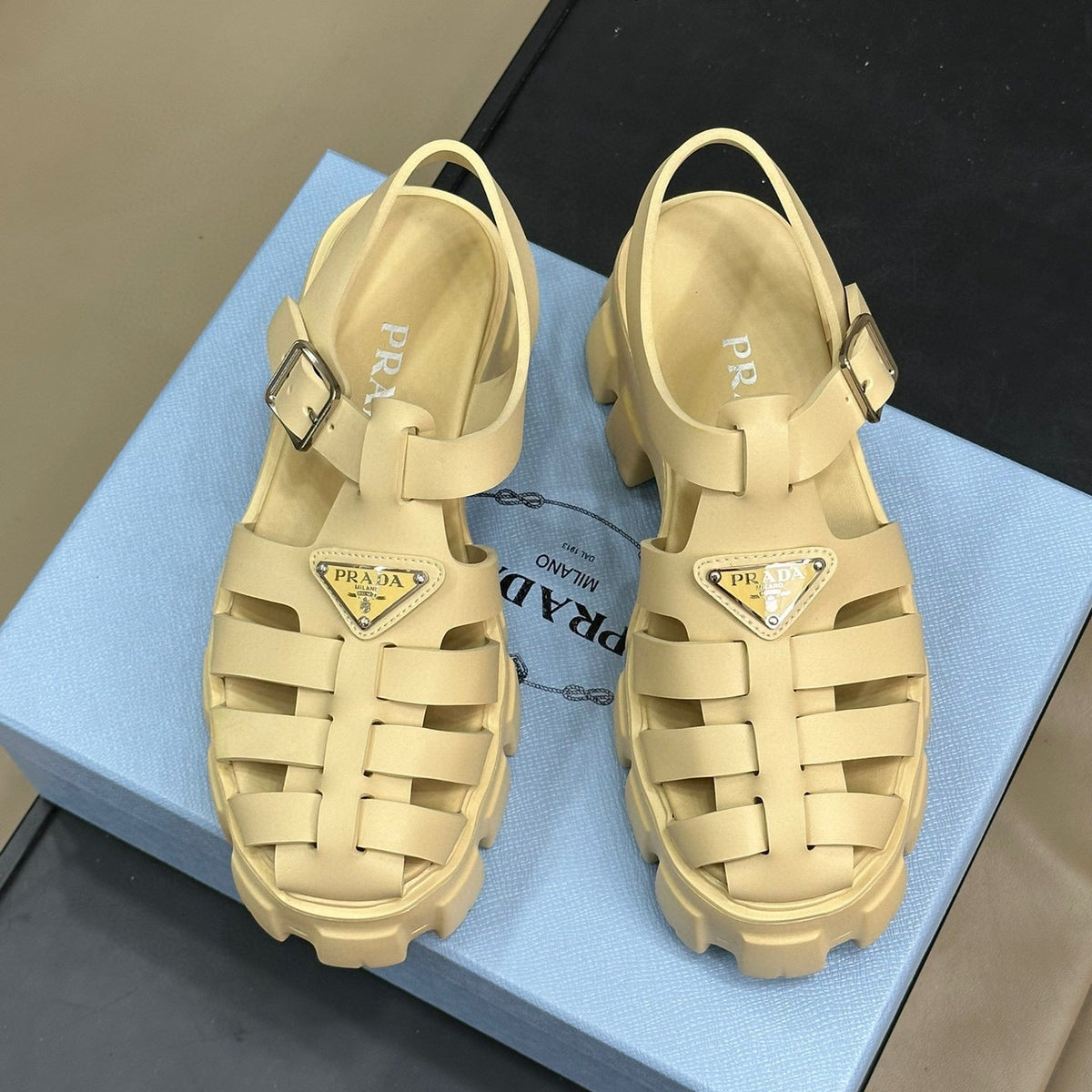 Shoes- Pd Sandals Luxury Lifestyle Designer Footwear