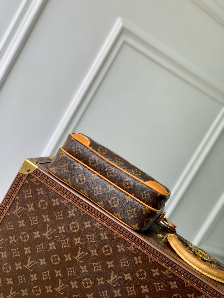 Louis Vuitton Bags- Louis Vuitton Lou Nil Bag Elegant Everyday Designer Handbag